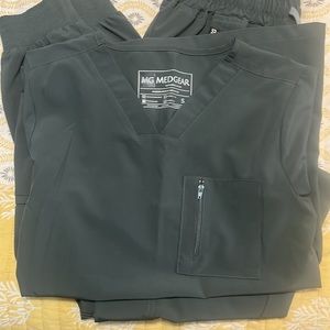 sage/dark green MEDGEAR scrubs